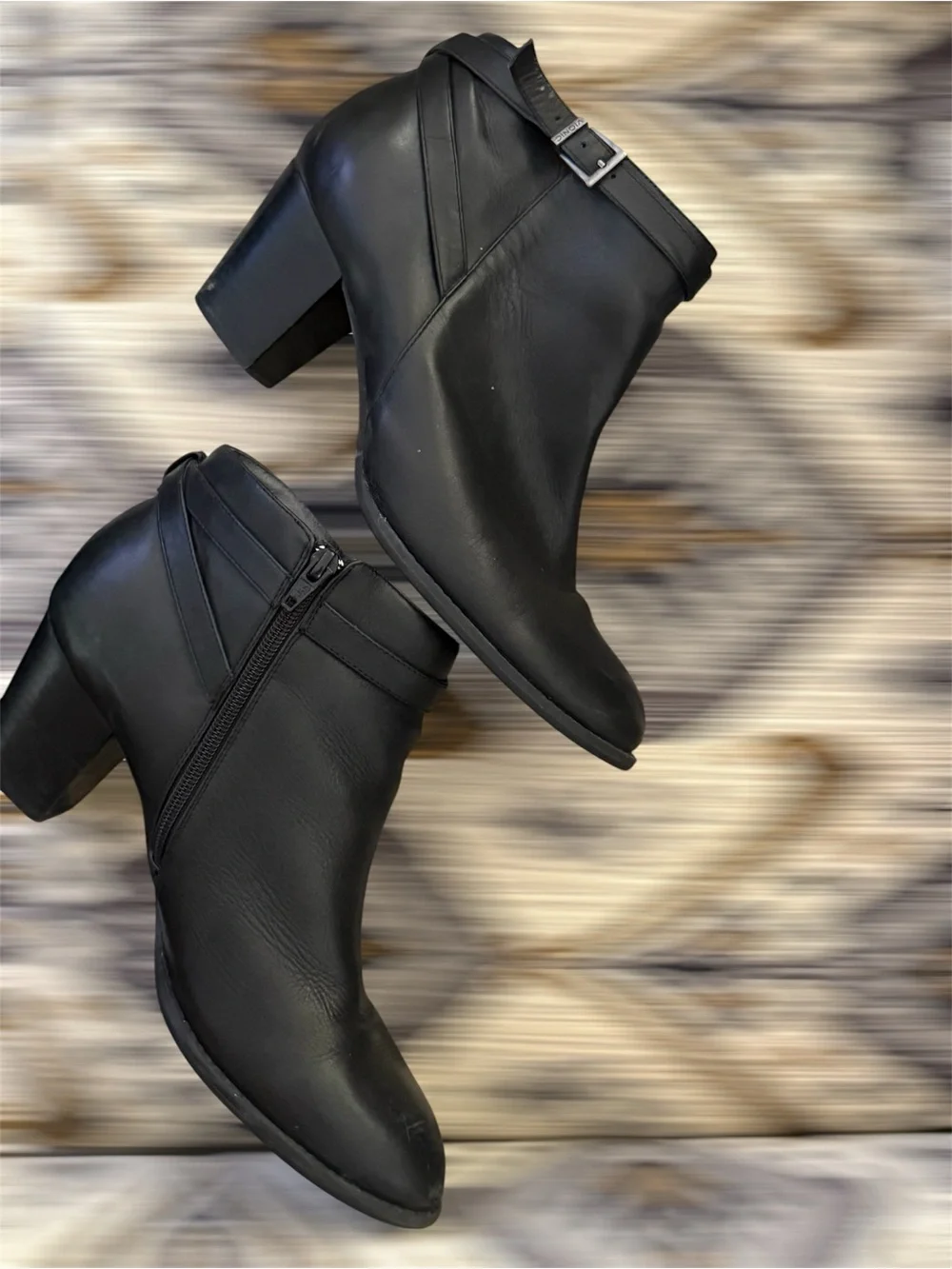 Vionic Upton Black Leather Ankle Boot